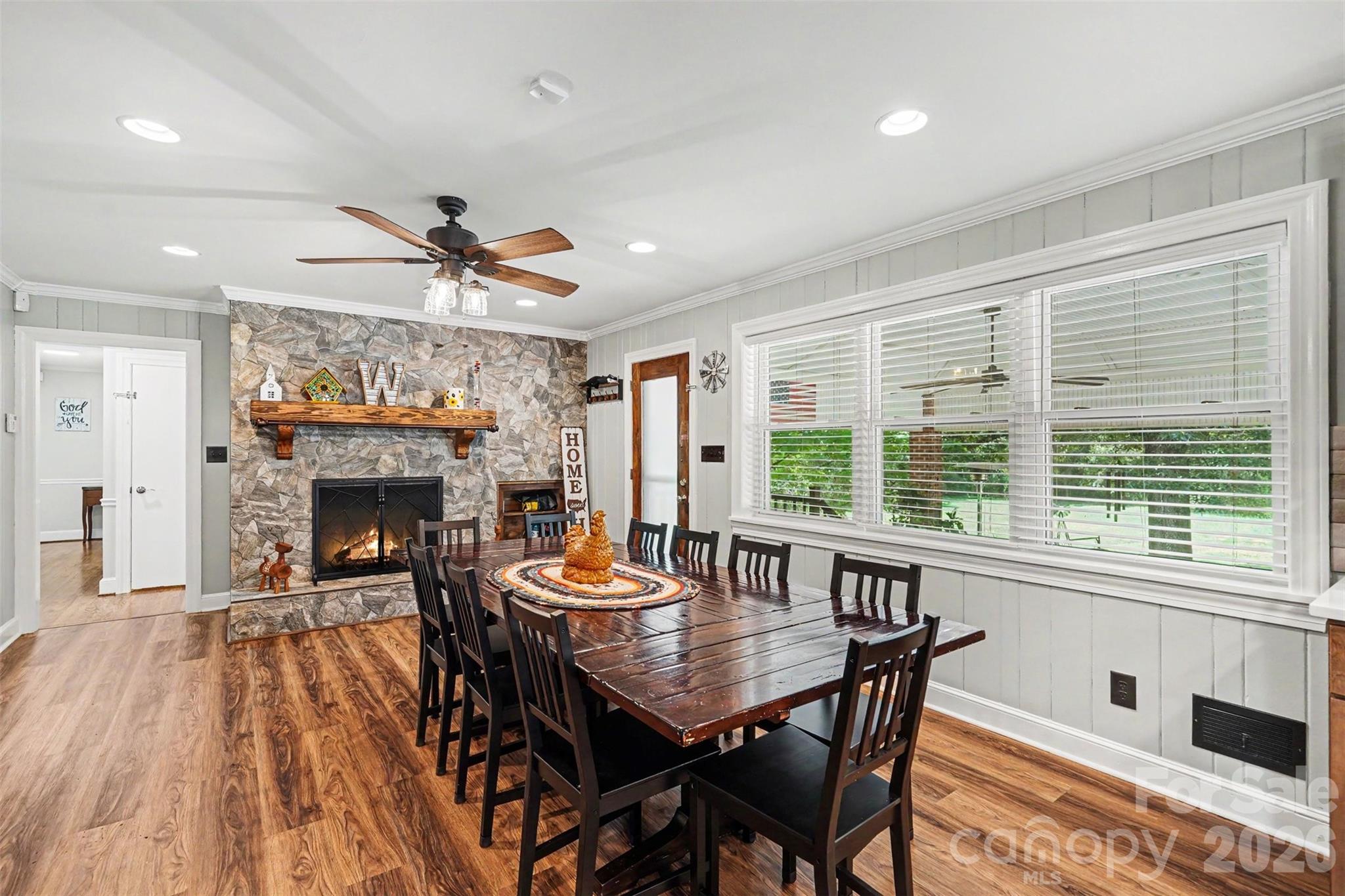 Single Family Residence at 3800 Centergrove Road, Concord, photo 5 of 31