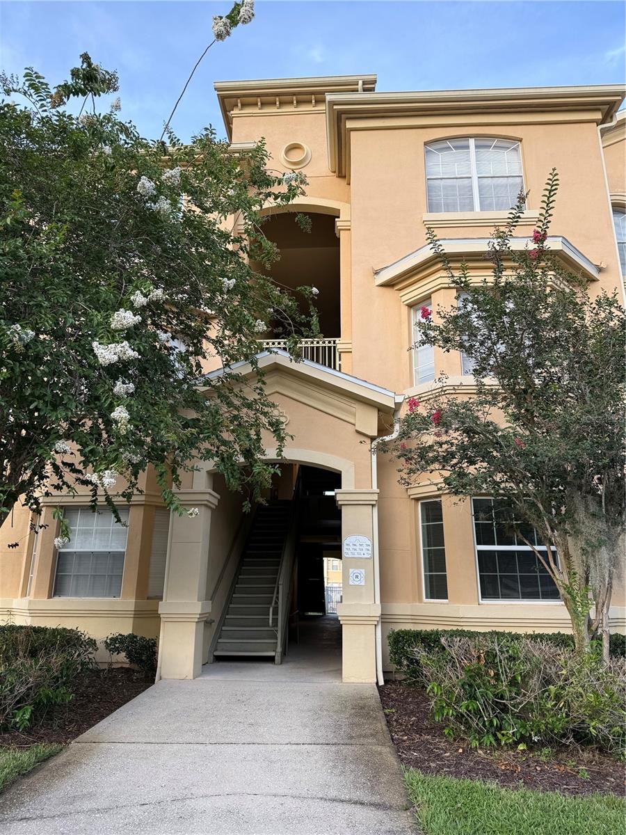 714 TERRACE RIDGE CIR #714