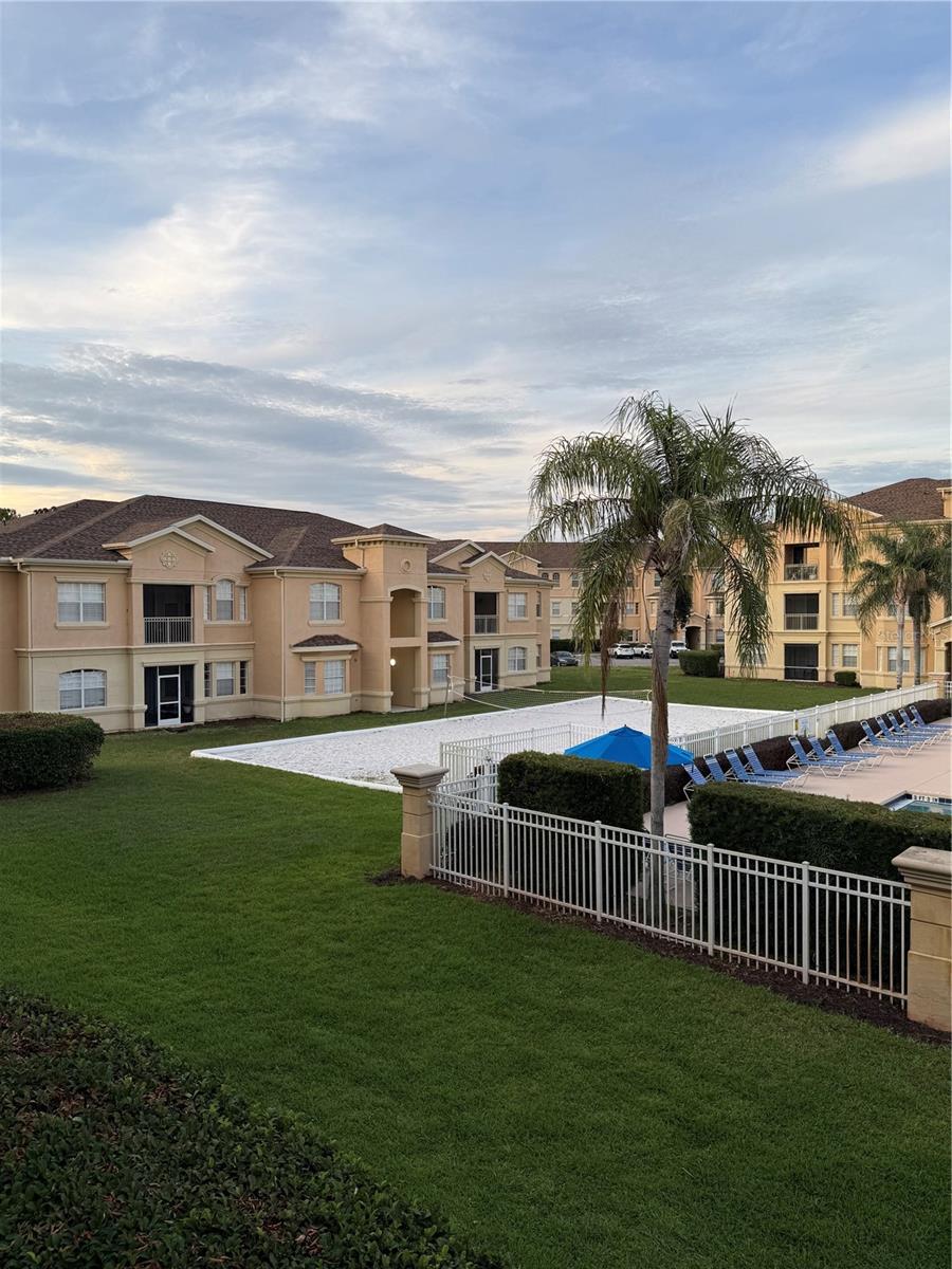 Condominium at 714 TERRACE RIDGE CIR #714, DAVENPORT, photo 52 of 76