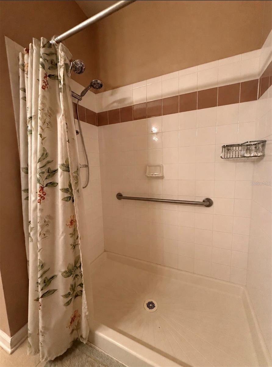 Condominium at 714 TERRACE RIDGE CIR #714, DAVENPORT, photo 28 of 76
