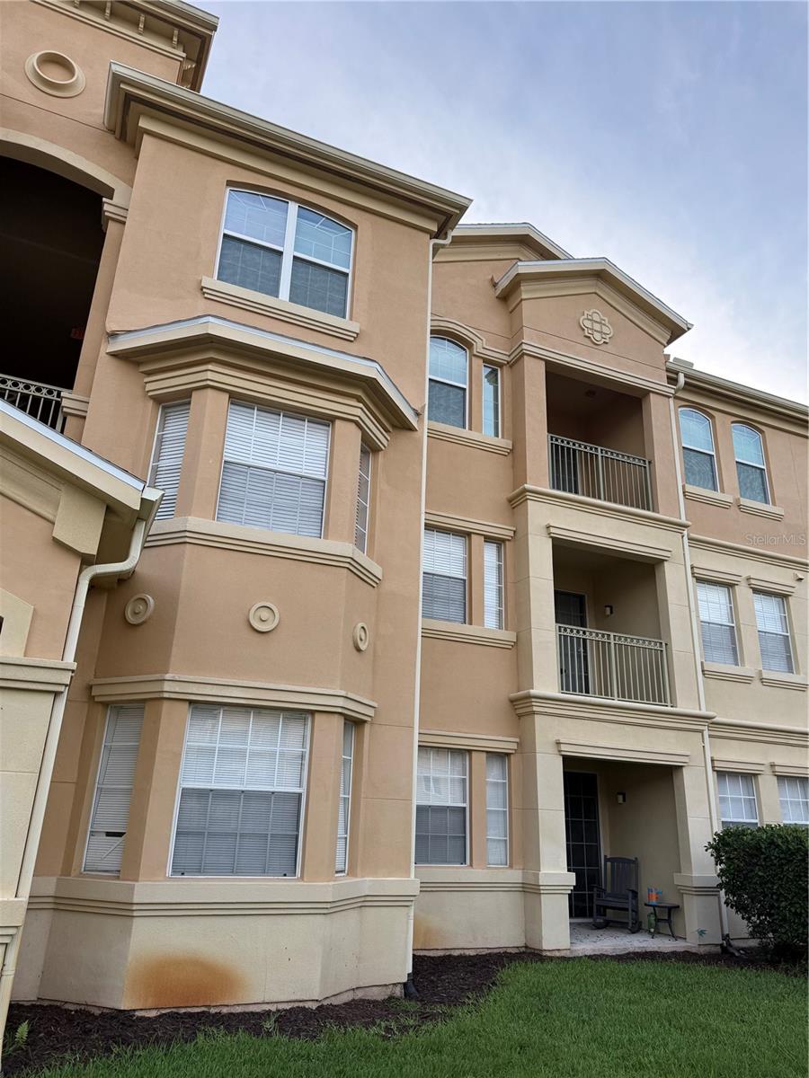 Condominium at 714 TERRACE RIDGE CIR #714, DAVENPORT, photo 62 of 76