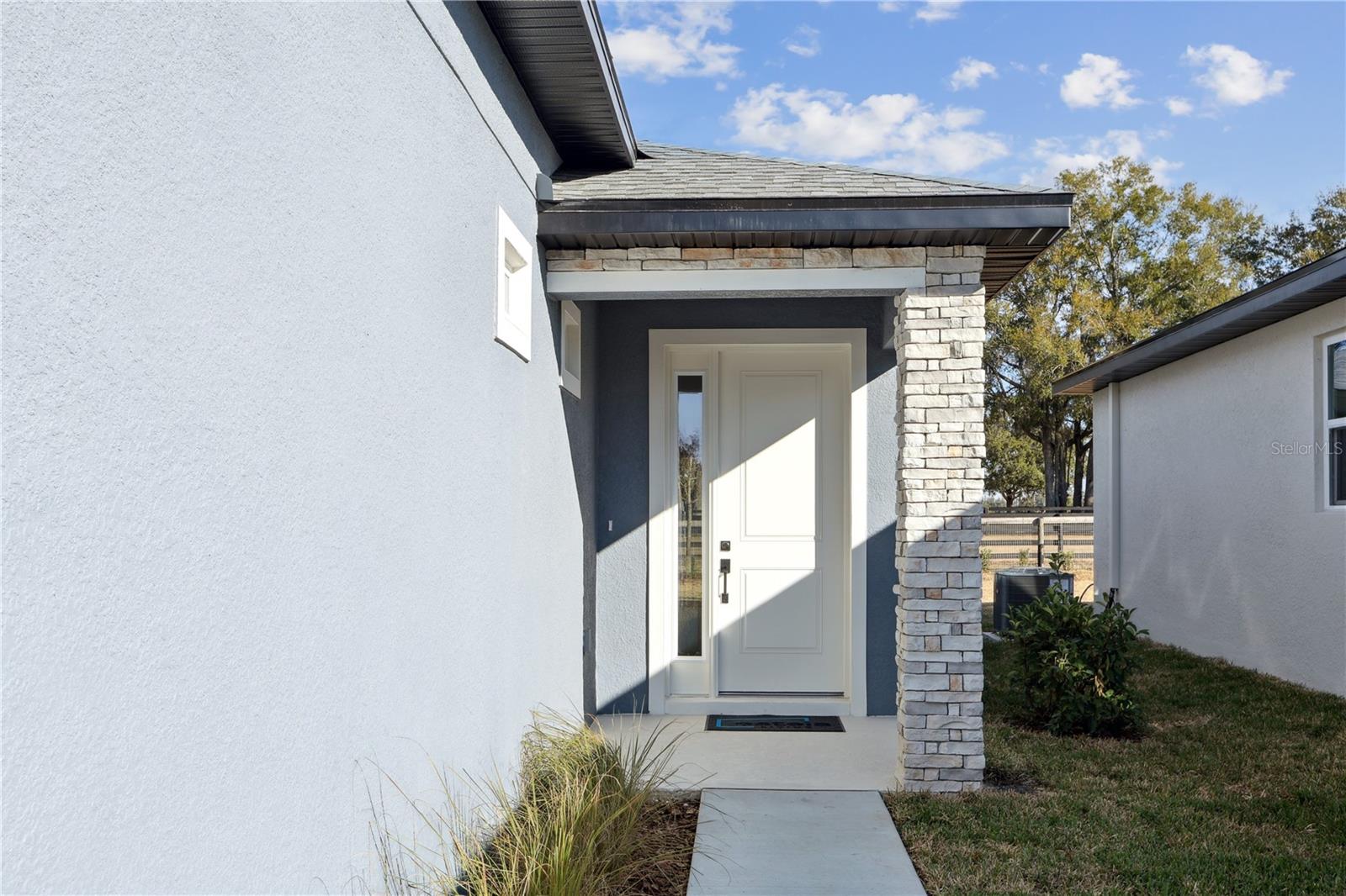 Photos are of same model with similiar finishes - 82 SPRINGWOOD DR, PALM COAST