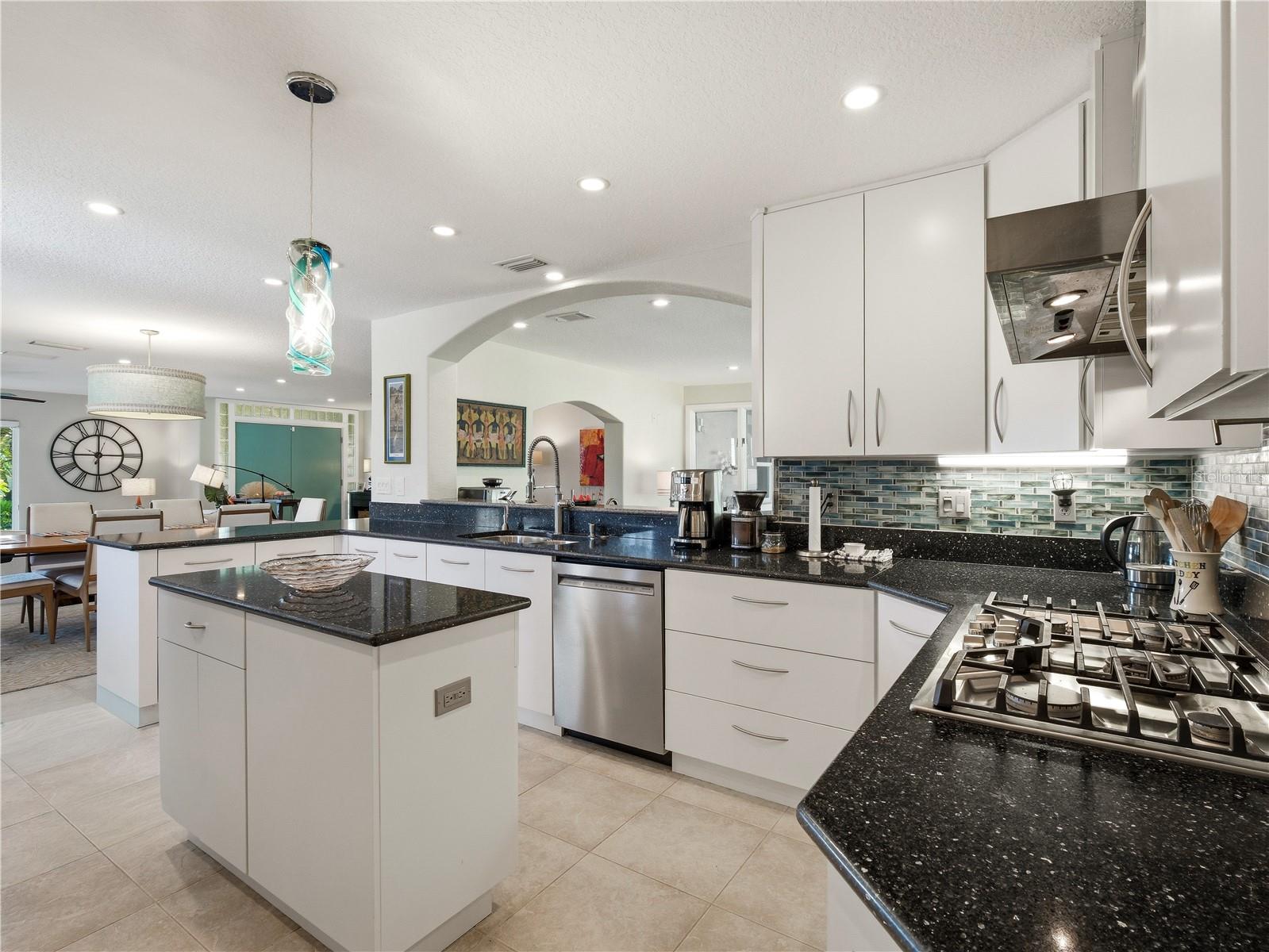 Single Family Residence at 1508 S RIVERSIDE DR, NEW SMYRNA BEACH, photo 14 of 94