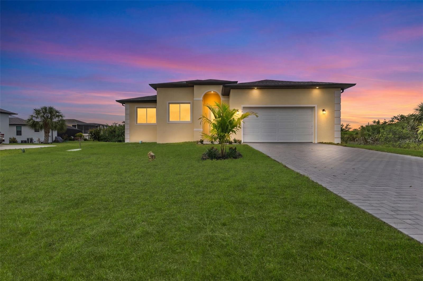15419 SEAFOAM CIR