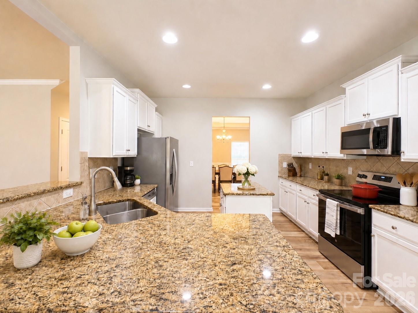 Kitchen Virtual staging - 4857 Annelise Drive, Harrisburg