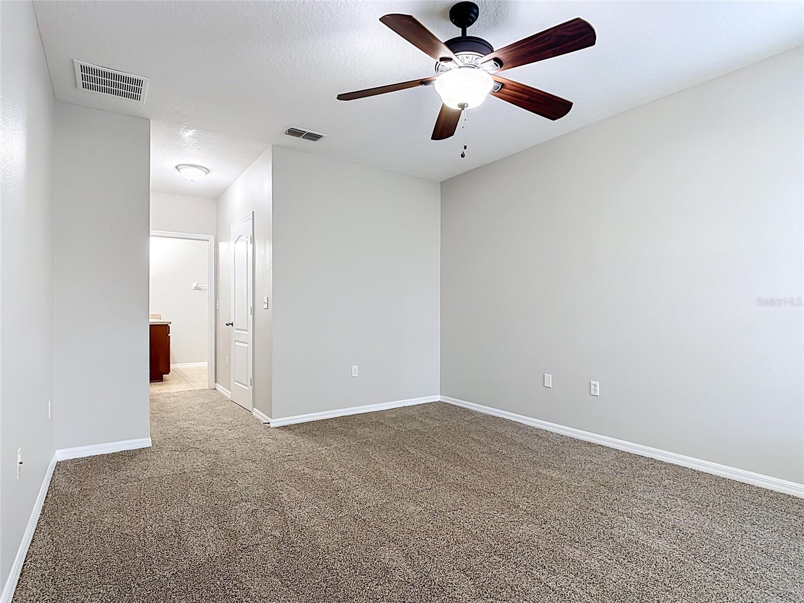 Single Family Residence at 1562 TAMARIND RD, DAVENPORT, photo 13 of 22