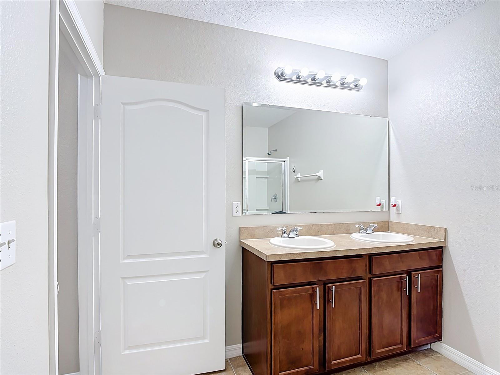 Single Family Residence at 1562 TAMARIND RD, DAVENPORT, photo 16 of 22