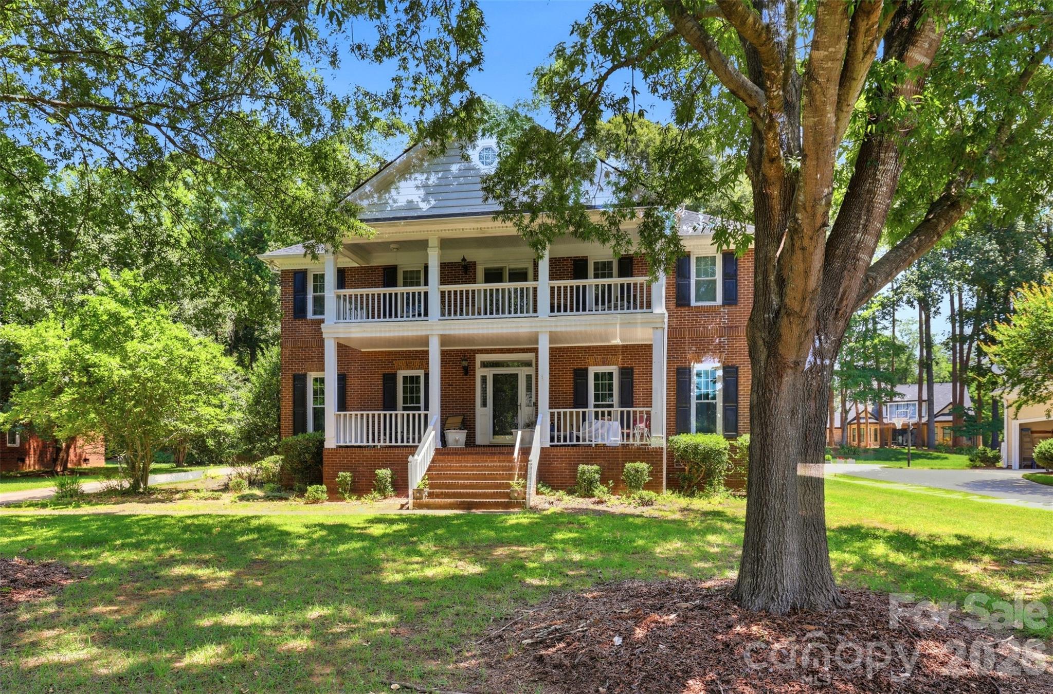 5400 Berrywood Lane