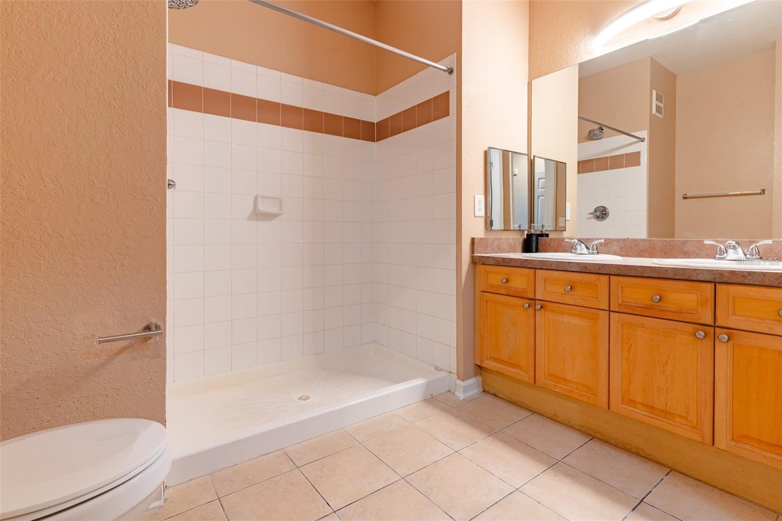 Condominium at 709 TERRACE RIDGE CIR #709, DAVENPORT, photo 20 of 34