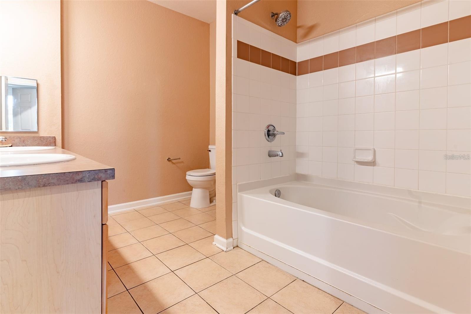 Condominium at 709 TERRACE RIDGE CIR #709, DAVENPORT, photo 23 of 34