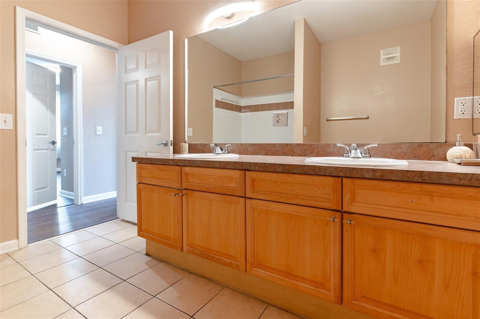 Condominium at 709 TERRACE RIDGE CIR #709, DAVENPORT, photo 25 of 34