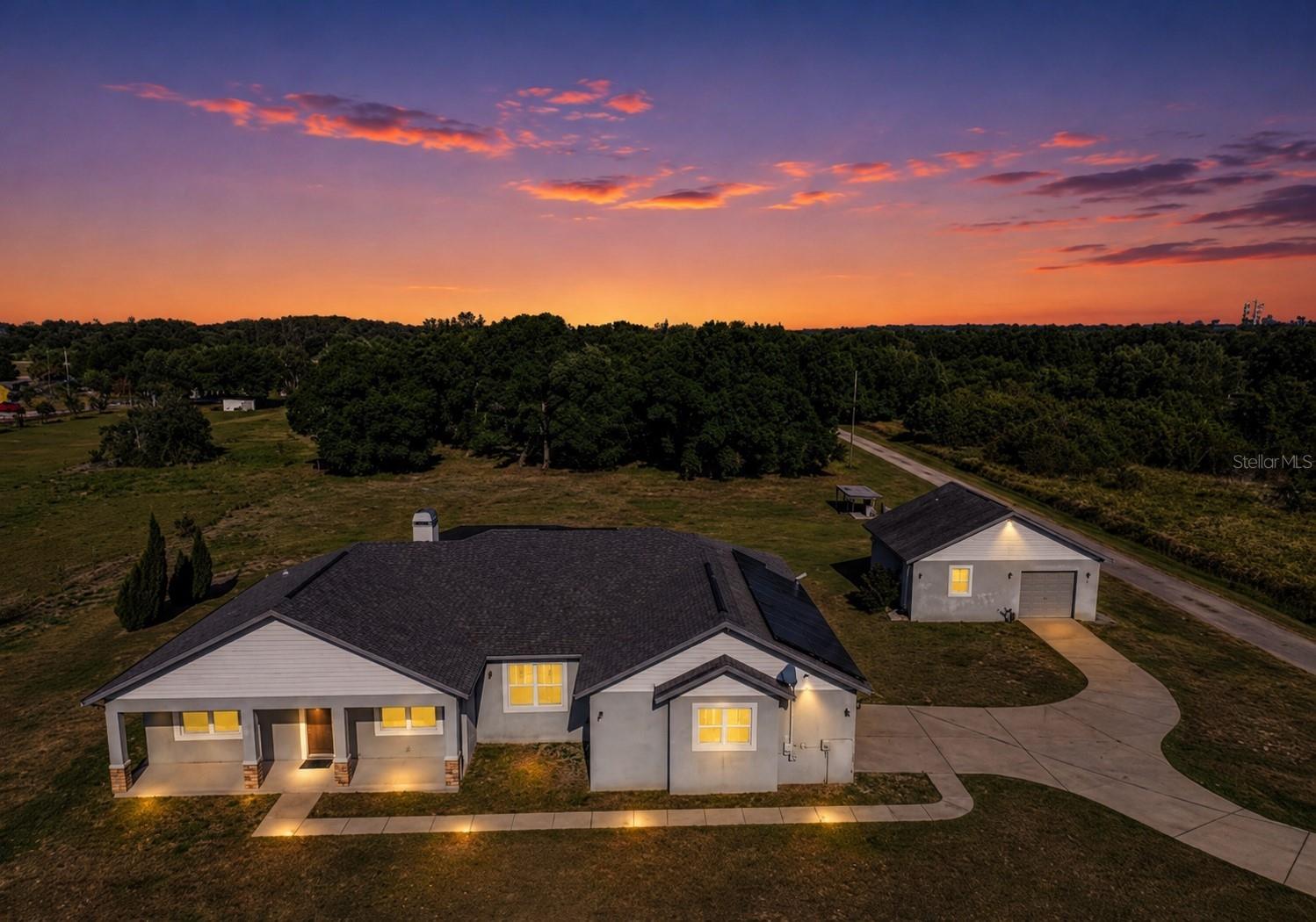 Single Family Residence at 14805 US-301 N, PARRISH