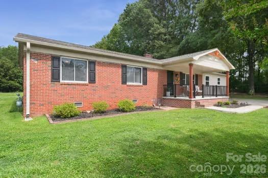 Single Family Residence at 138 Shumaker Drive, Statesville, photo 5 of 19