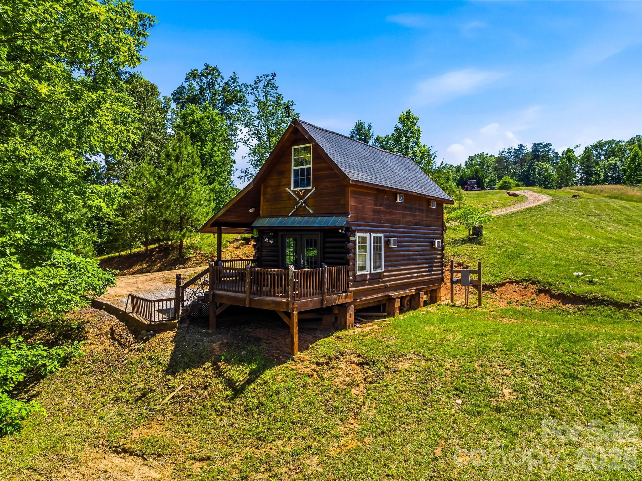 Guest cabin - 1002 C C Road, Rutherfordton