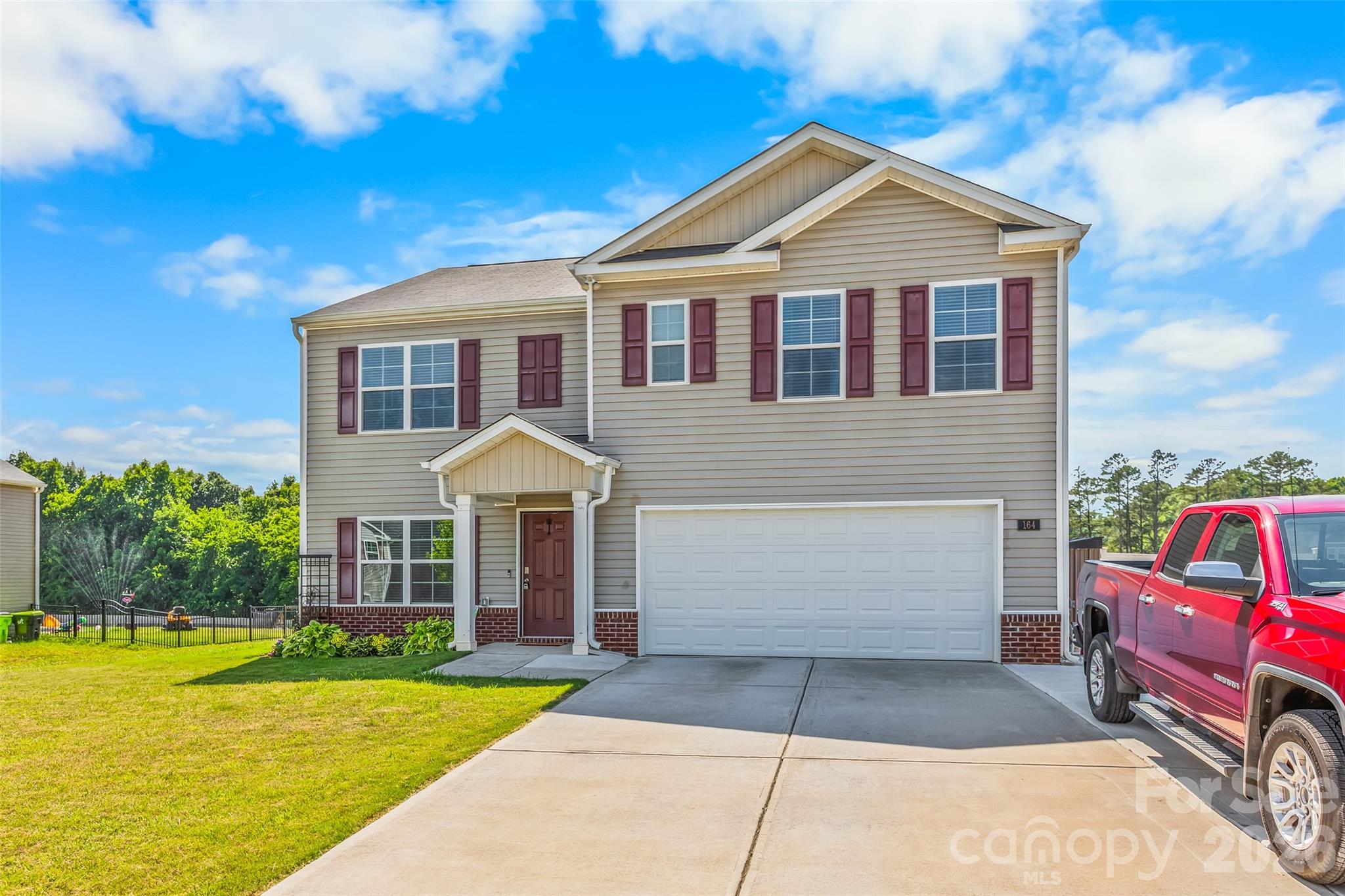 Single Family Residence at 164 Ashfield Lane, Lexington, photo 5 of 44