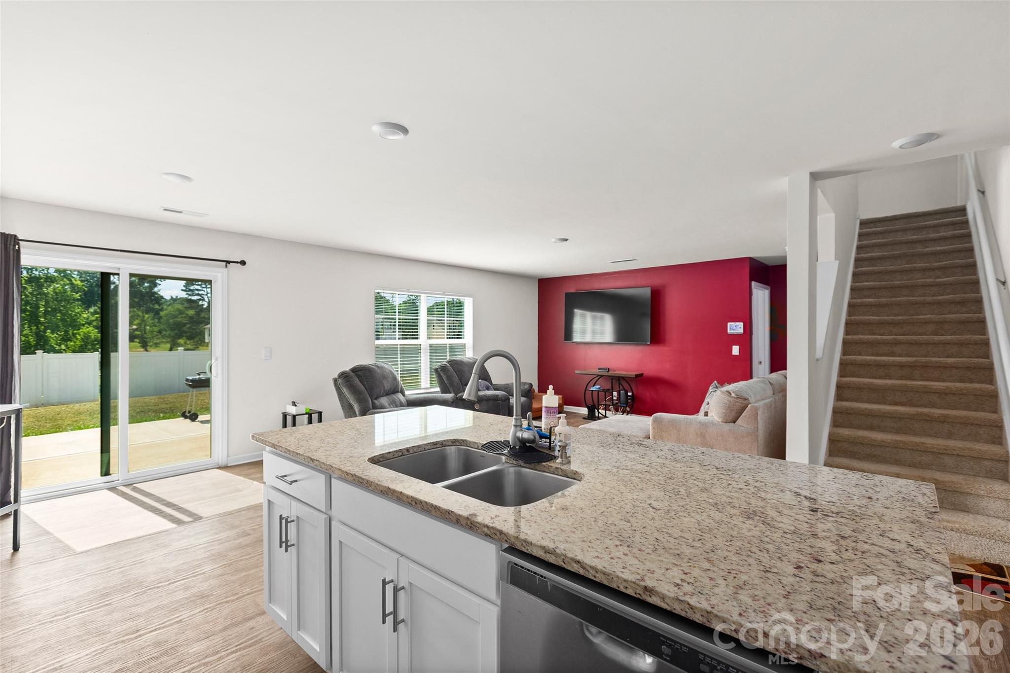 Single Family Residence at 164 Ashfield Lane, Lexington, photo 13 of 44