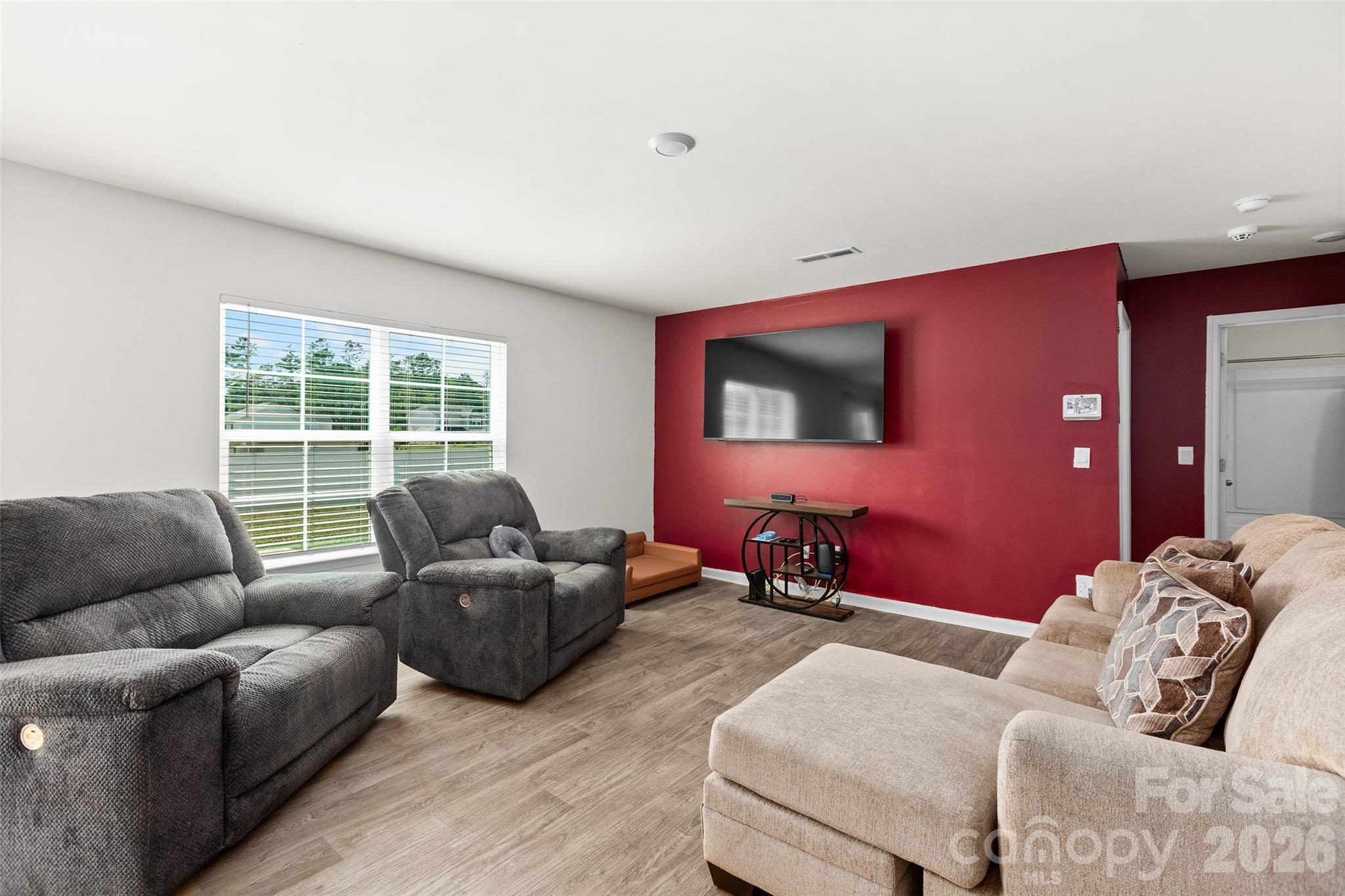 Single Family Residence at 164 Ashfield Lane, Lexington, photo 15 of 44