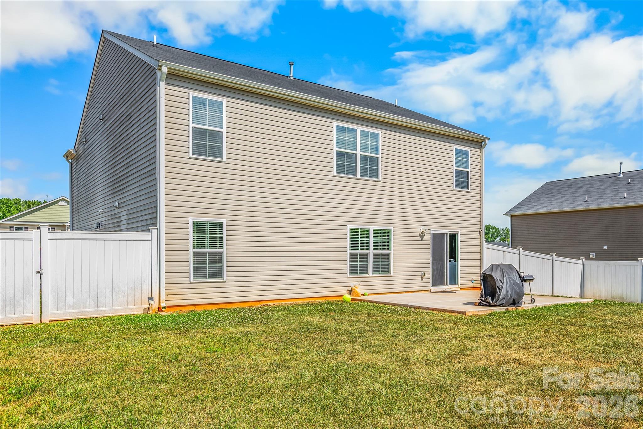 Single Family Residence at 164 Ashfield Lane, Lexington, photo 34 of 44