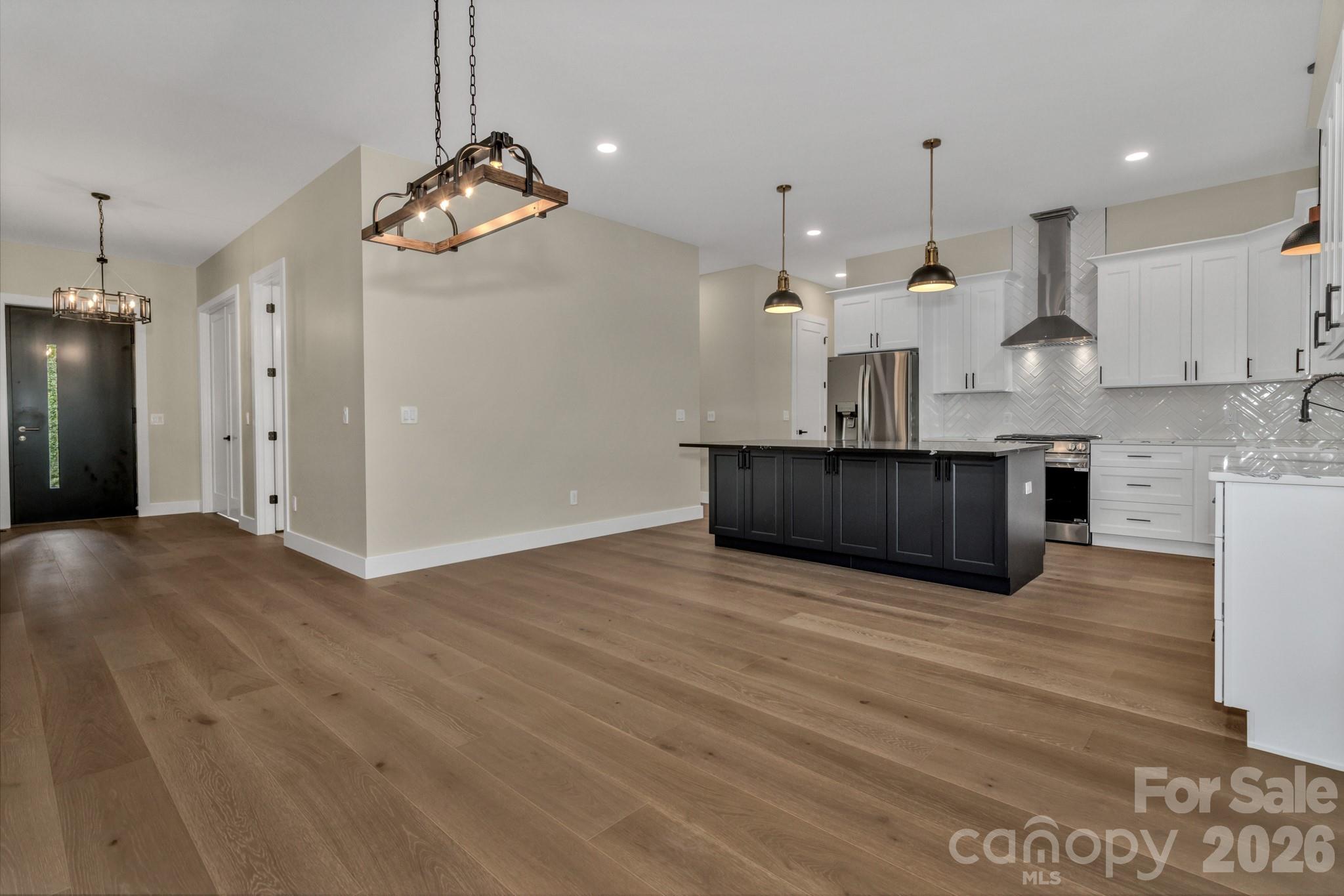 Single Family Residence at 63 Winding Ridge Road, Fairview, photo 11 of 47