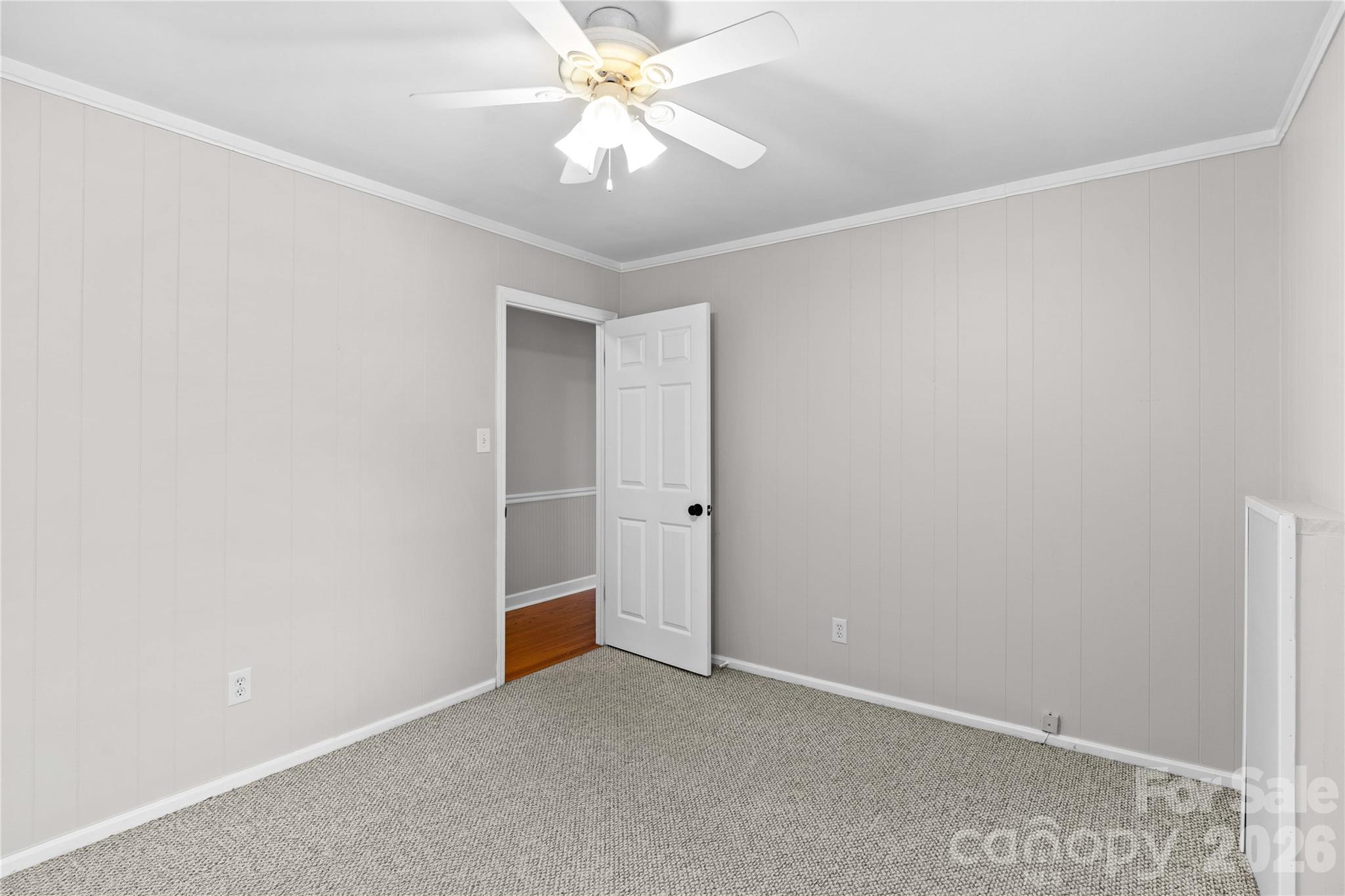 Single Family Residence at 946 Shearers Road, Mooresville, photo 23 of 48