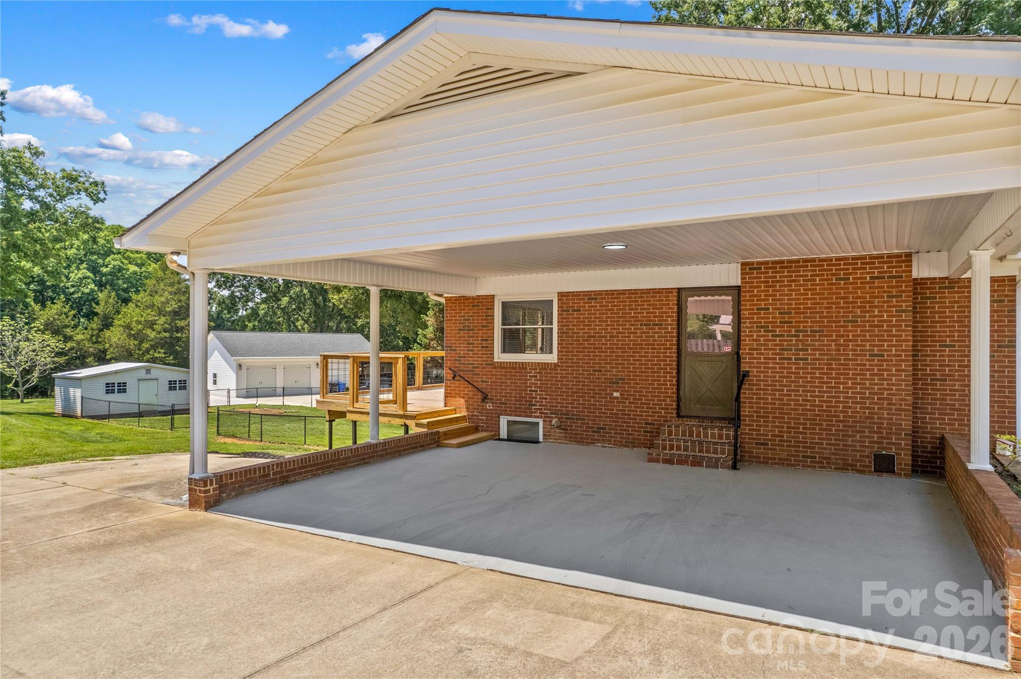 Single Family Residence at 946 Shearers Road, Mooresville, photo 40 of 48