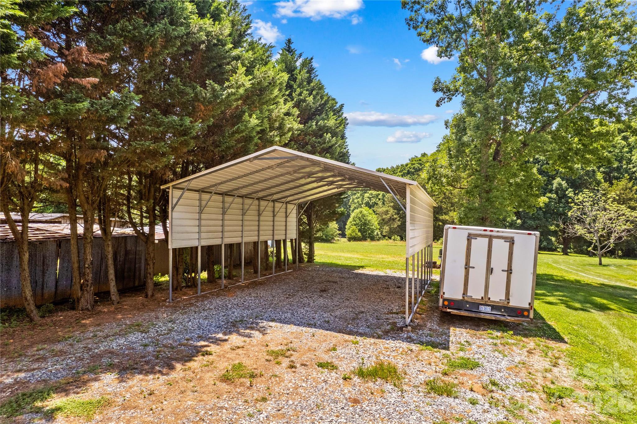 Single Family Residence at 946 Shearers Road, Mooresville, photo 44 of 48