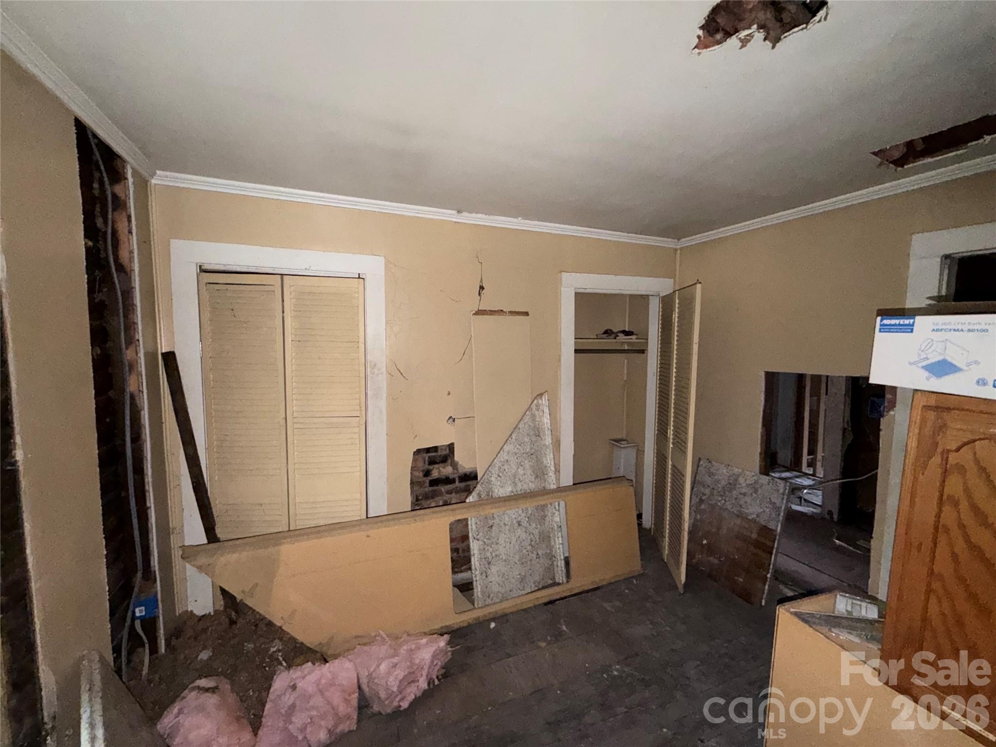 Single Family Residence at 305 W Harrison Street, Salisbury, photo 12 of 30