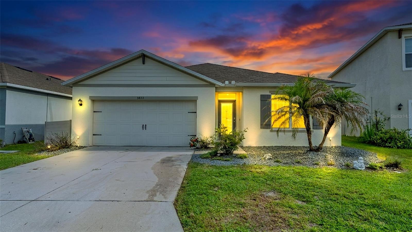 5853 ARLINGTON RIVER DR