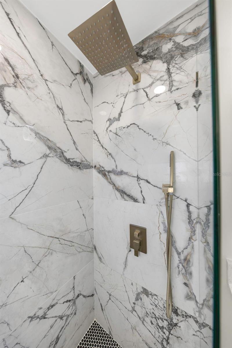 Master Bathroom - Shower - 1806 VANCOUVER DR, CLEARWATER