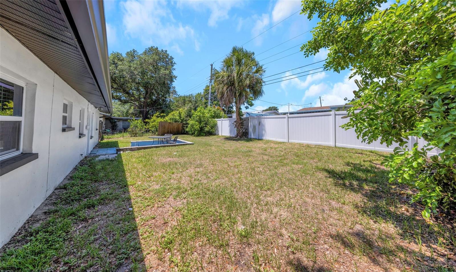 Rear Yard - 1806 VANCOUVER DR, CLEARWATER
