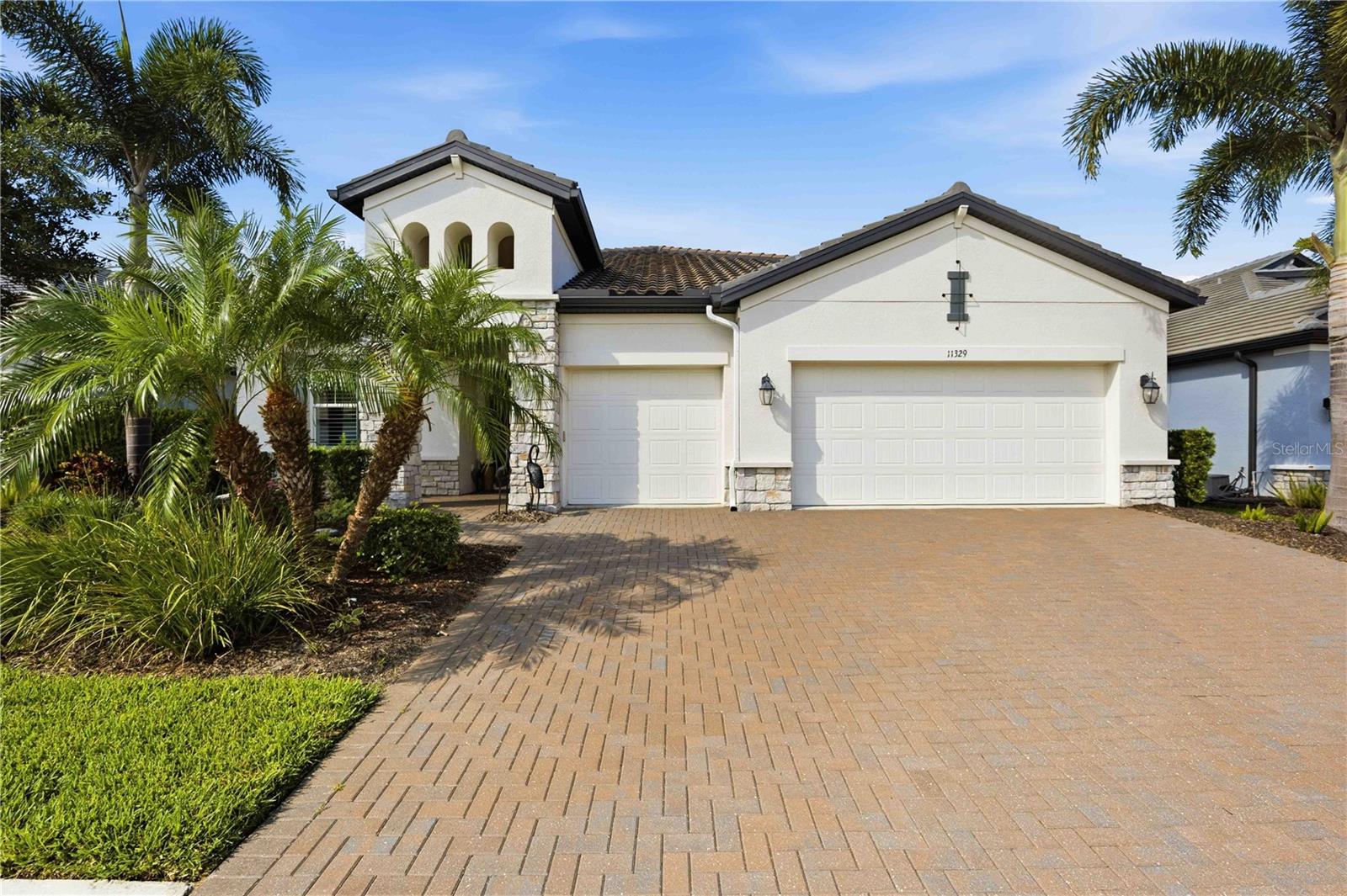 11329 MONTSERRAT DR