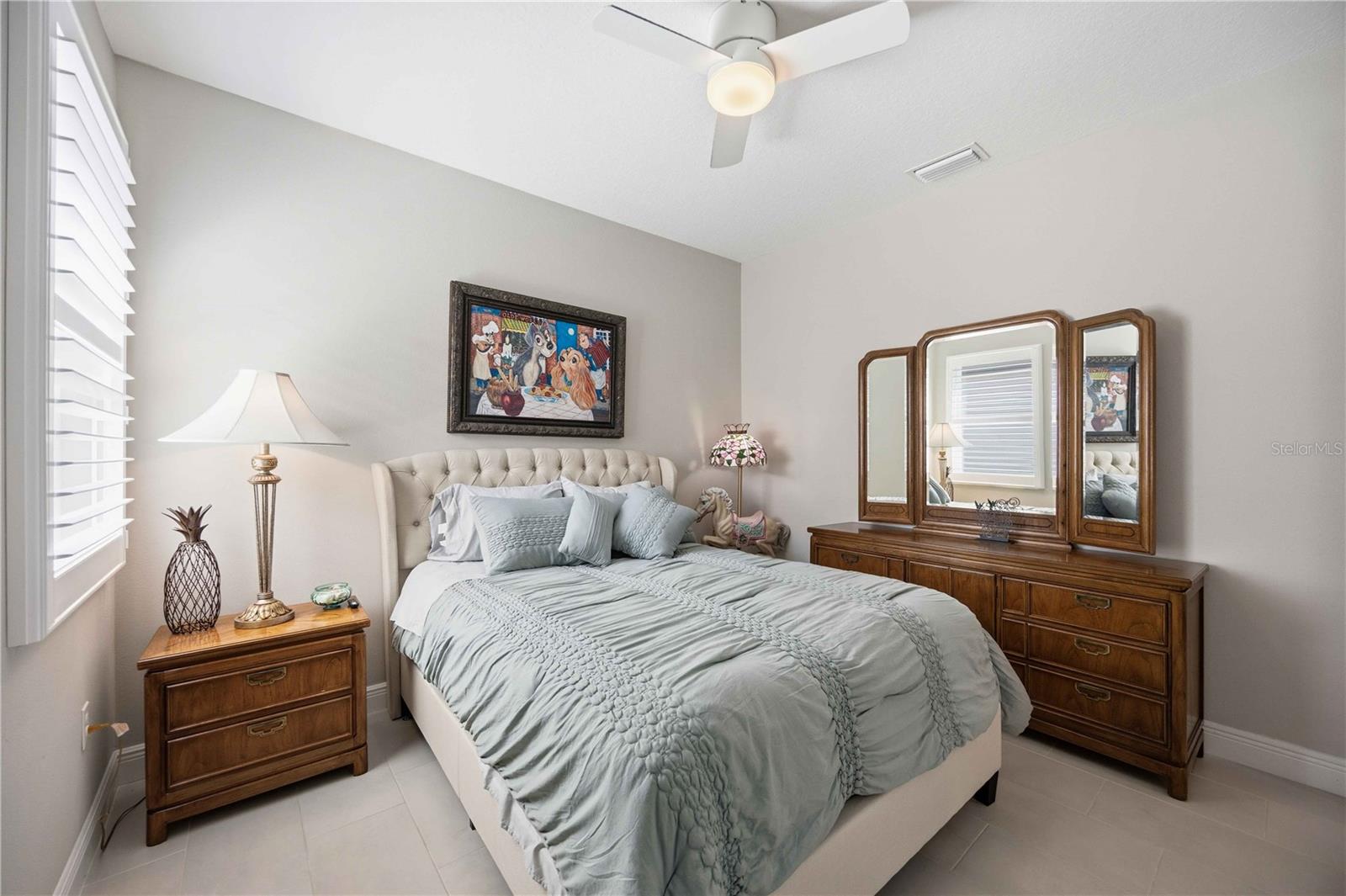 Single Family Residence at 11329 MONTSERRAT DR, VENICE, photo 43 of 75