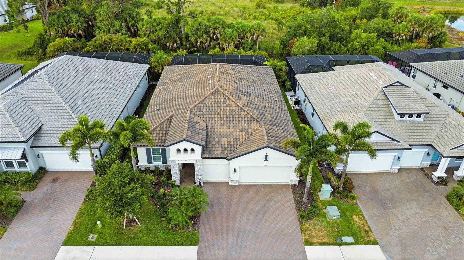Single Family Residence at 11329 MONTSERRAT DR, VENICE, photo 71 of 75