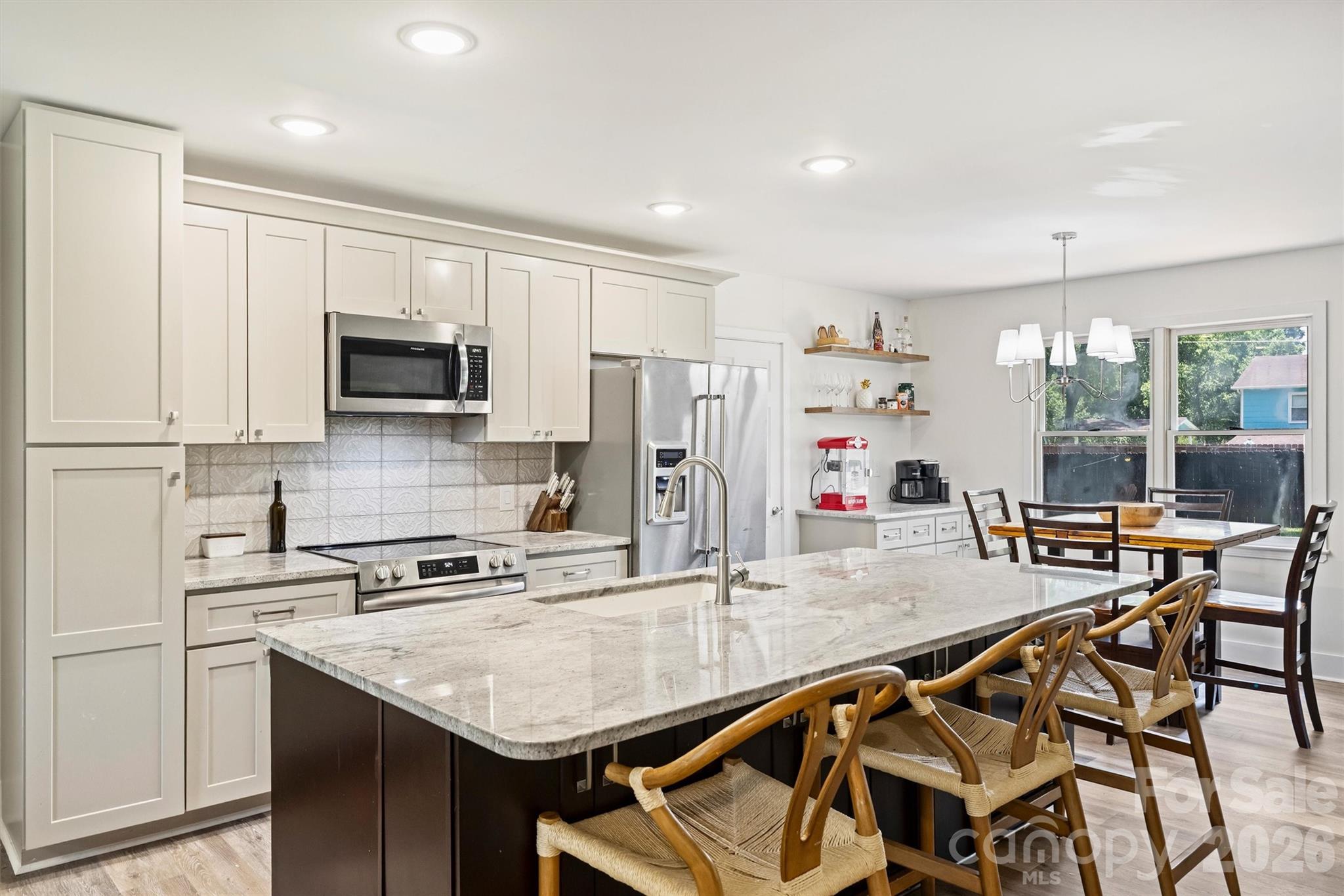 Single Family Residence at 1621 Brook Drive, Fort Mill, photo 20 of 46