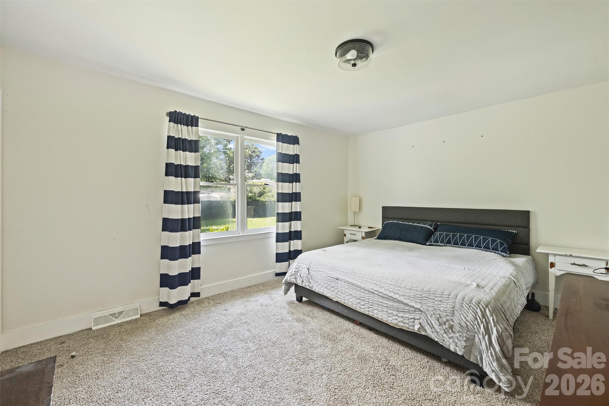 Single Family Residence at 1621 Brook Drive, Fort Mill, photo 30 of 46