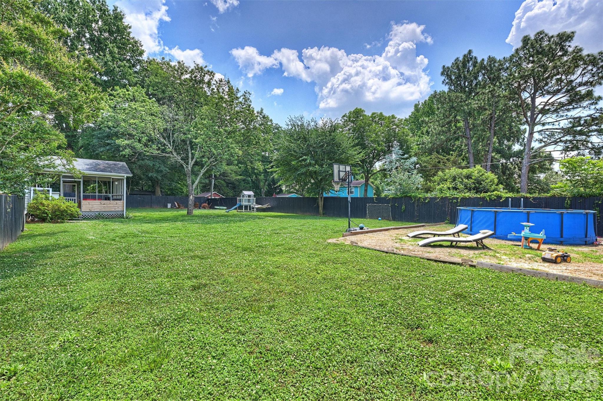 Single Family Residence at 1621 Brook Drive, Fort Mill, photo 38 of 46