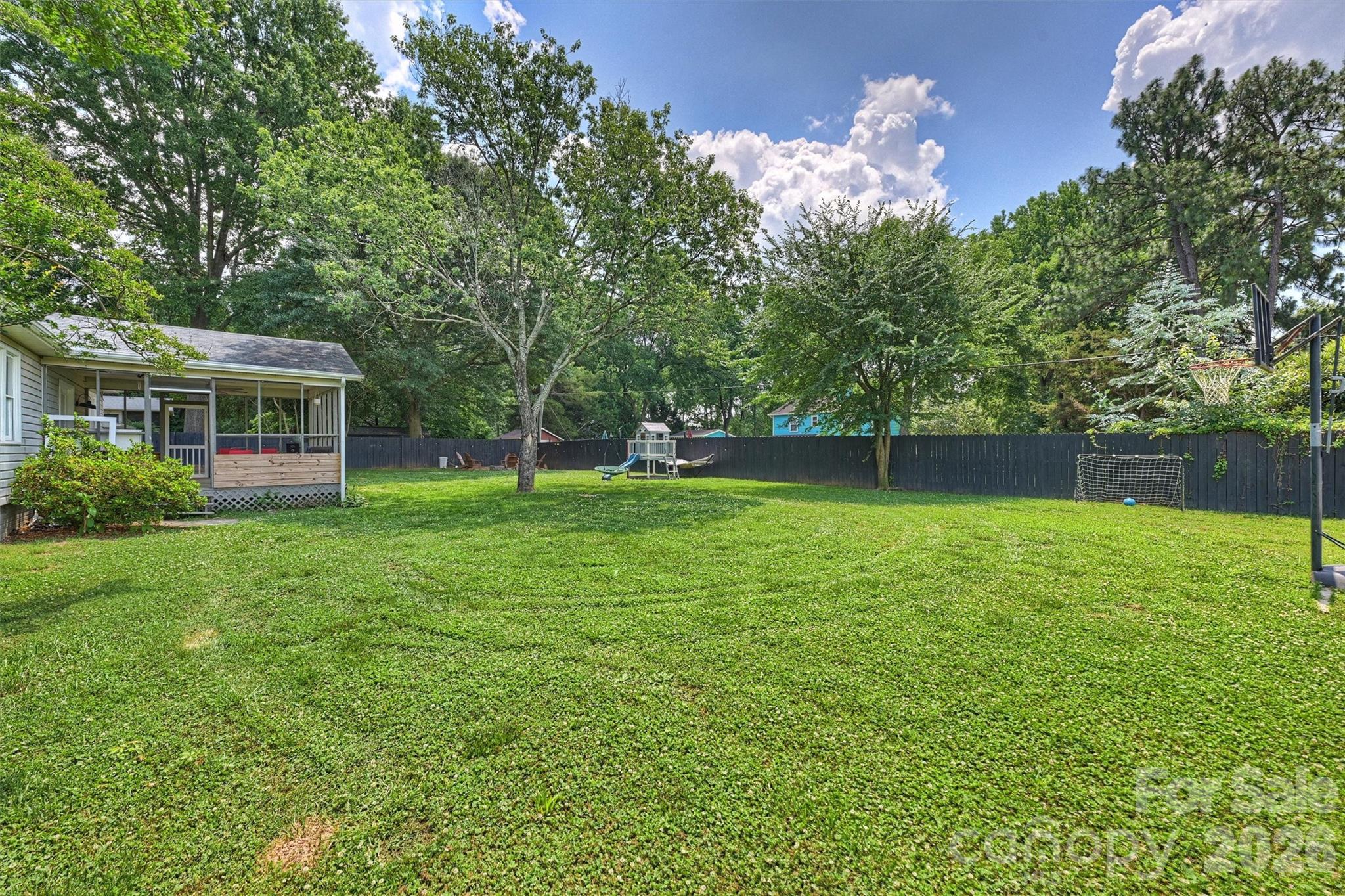 Single Family Residence at 1621 Brook Drive, Fort Mill, photo 39 of 46