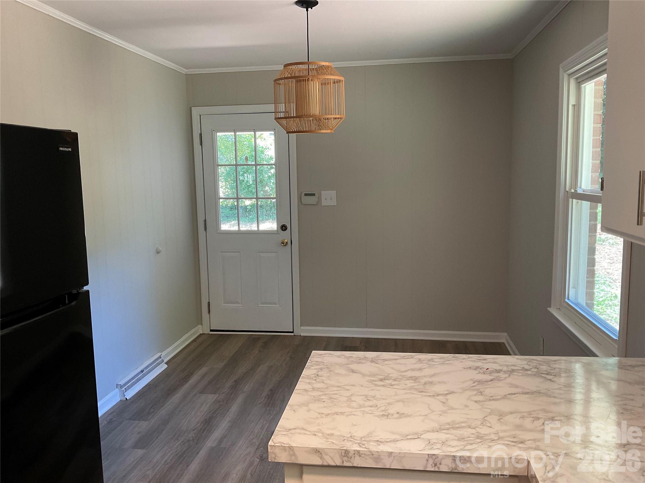 Single Family Residence at 2346 Woodleaf Drive, Gastonia, photo 9 of 24