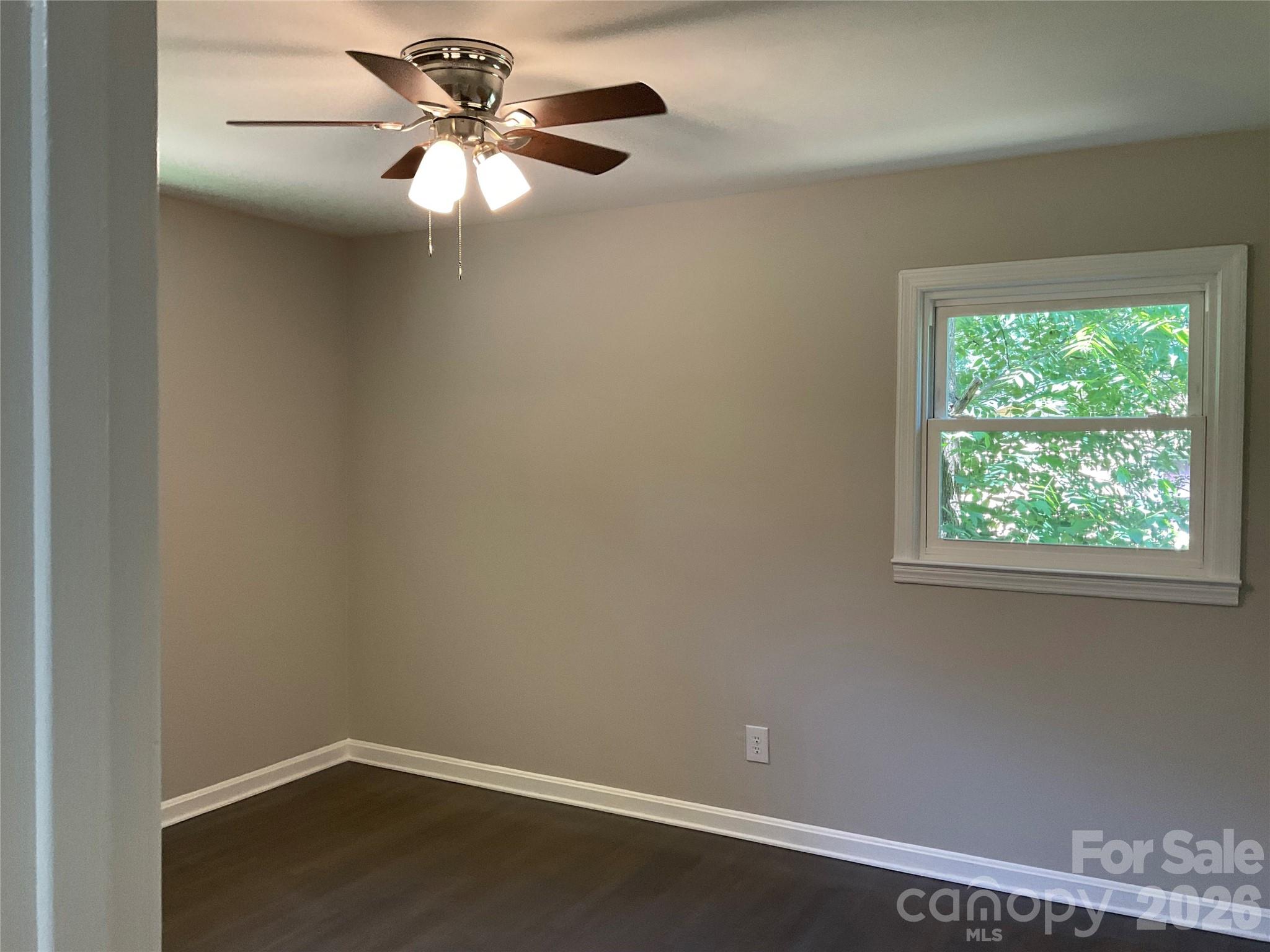 Single Family Residence at 2346 Woodleaf Drive, Gastonia, photo 15 of 24