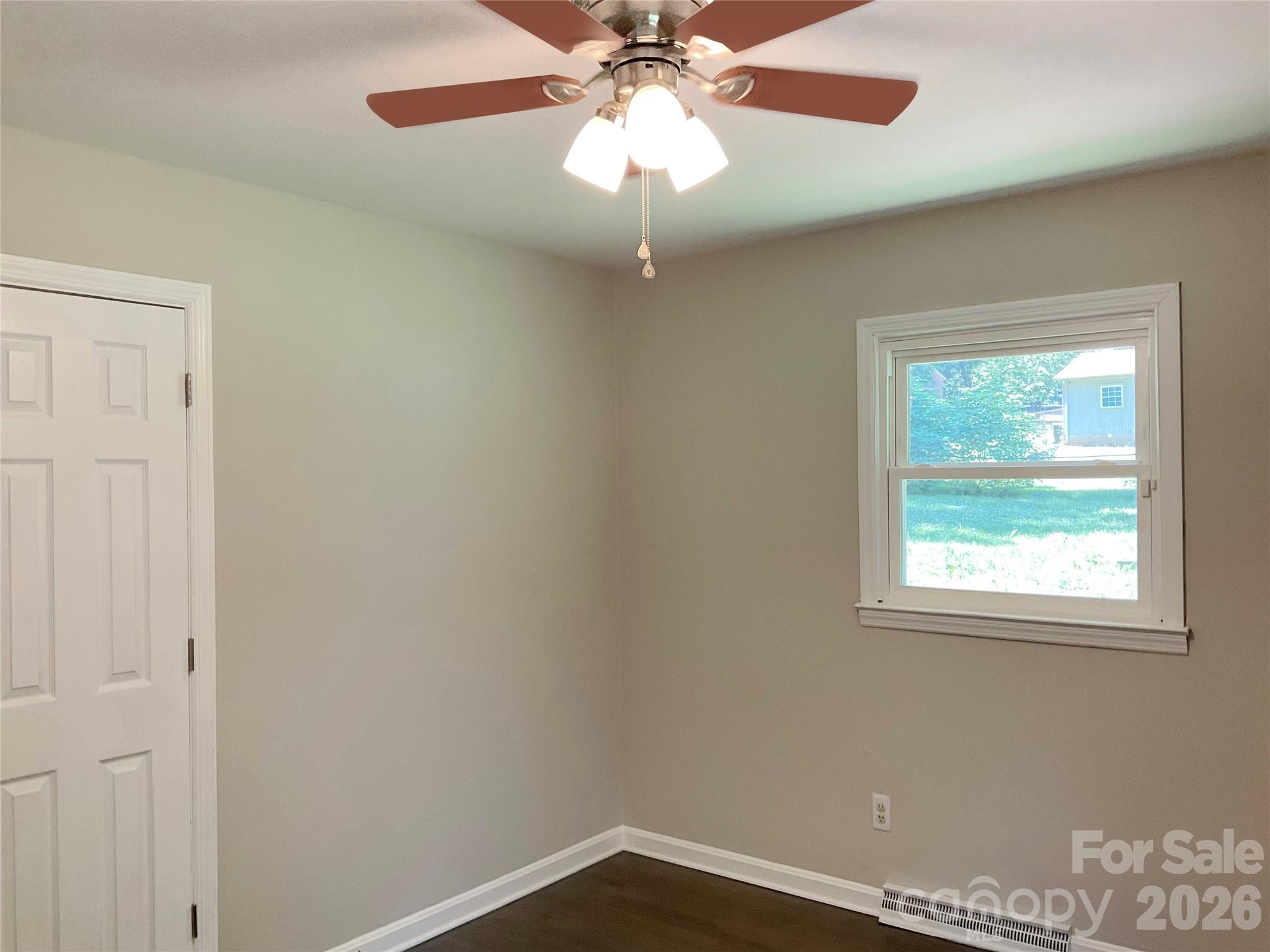 Single Family Residence at 2346 Woodleaf Drive, Gastonia, photo 16 of 24