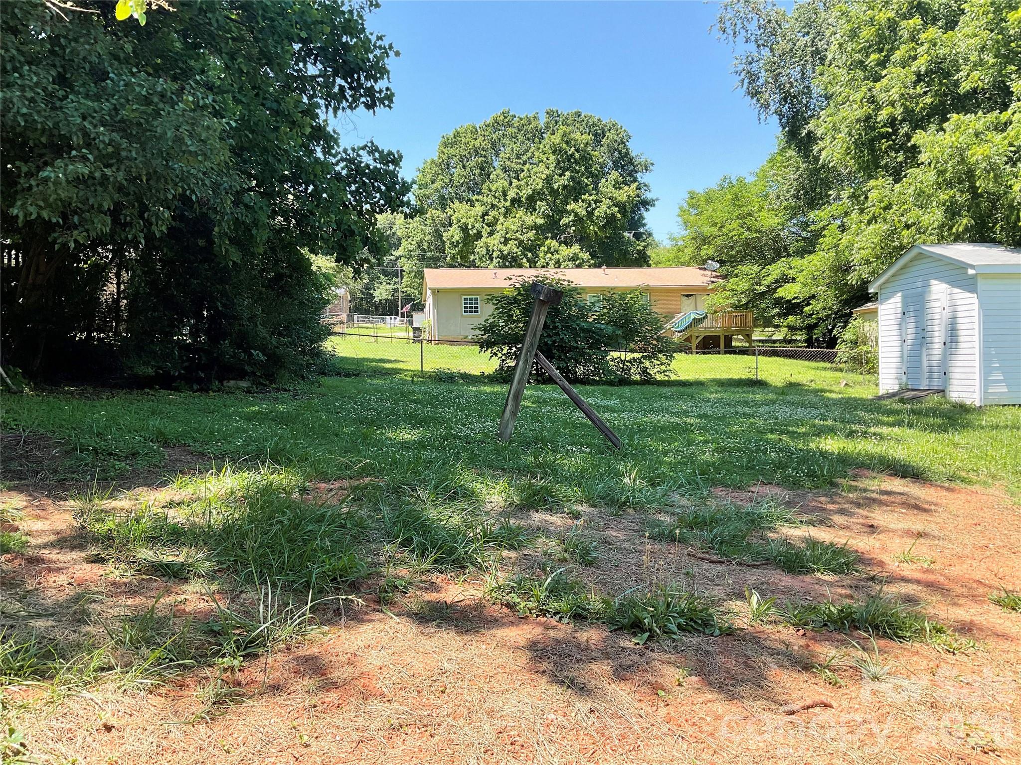 Single Family Residence at 2346 Woodleaf Drive, Gastonia, photo 23 of 24