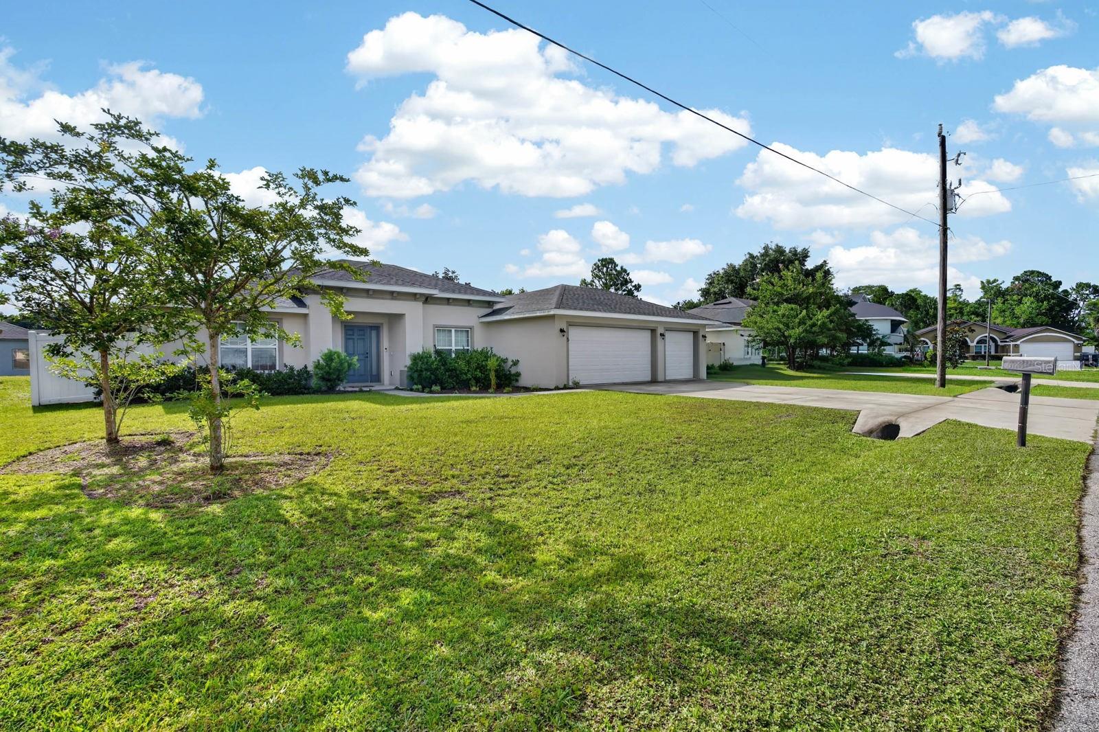 Single Family Residence at 5 LYNTON PL, PALM COAST, photo 5 of 48