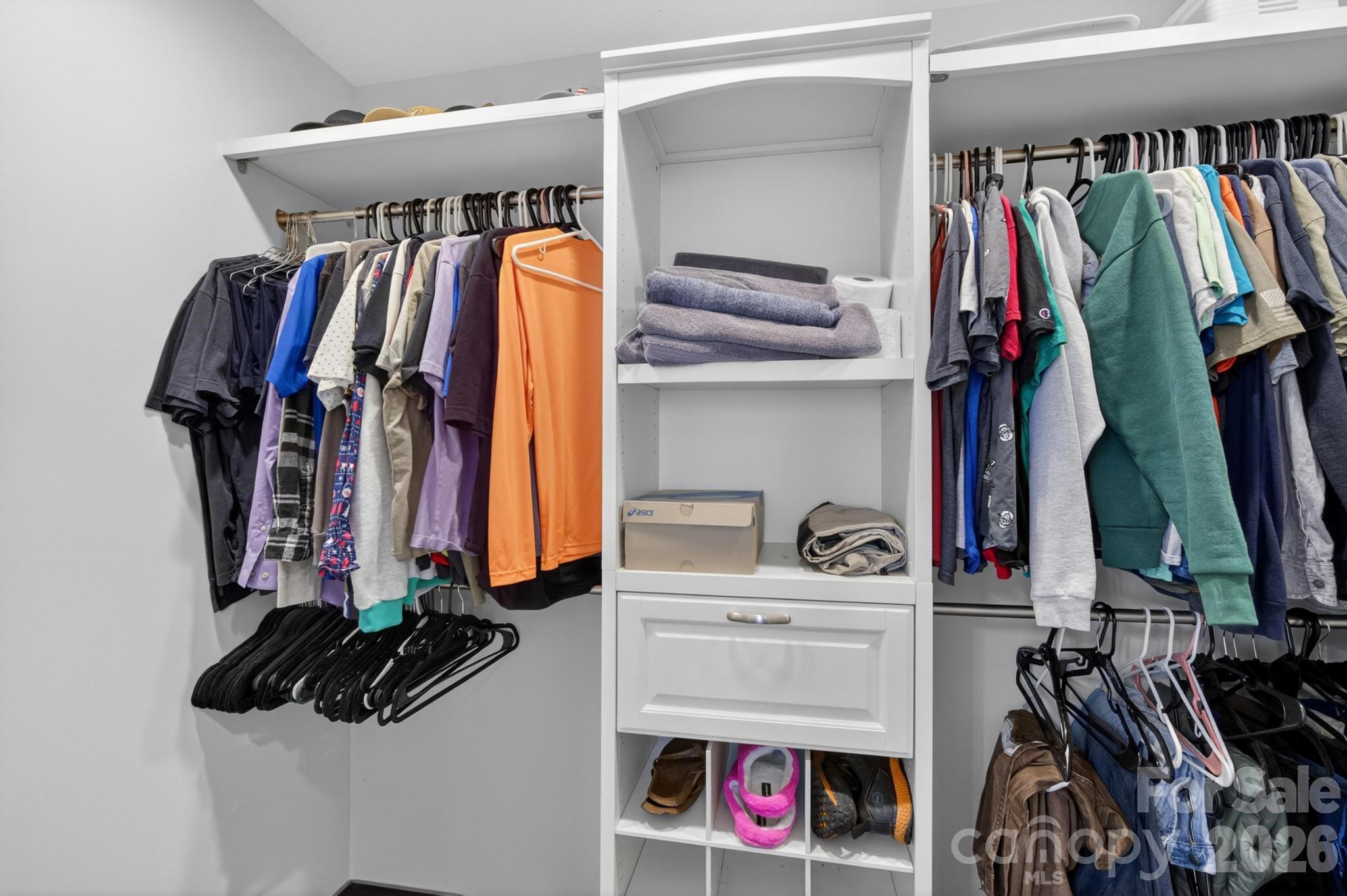 Single Family Residence at 1590 Mayfair Drive, Conover, photo 21 of 42