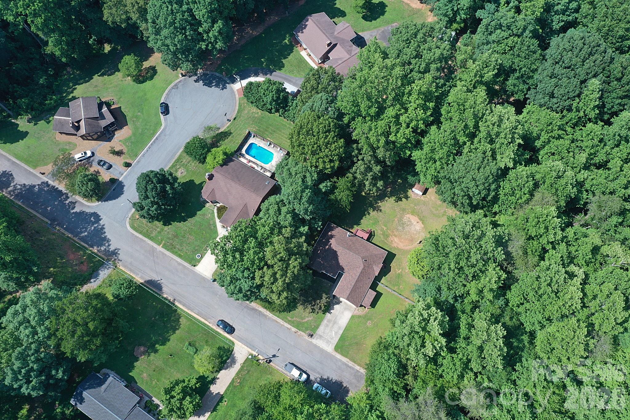 Home on the right at the end of 24th St - 1035 E 24th Street, Newton