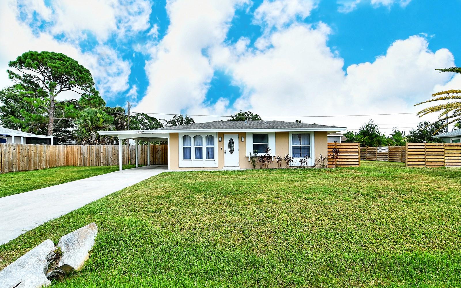 Single Family Residence at 307 SOUTHLAND RD, VENICE, photo 4 of 56