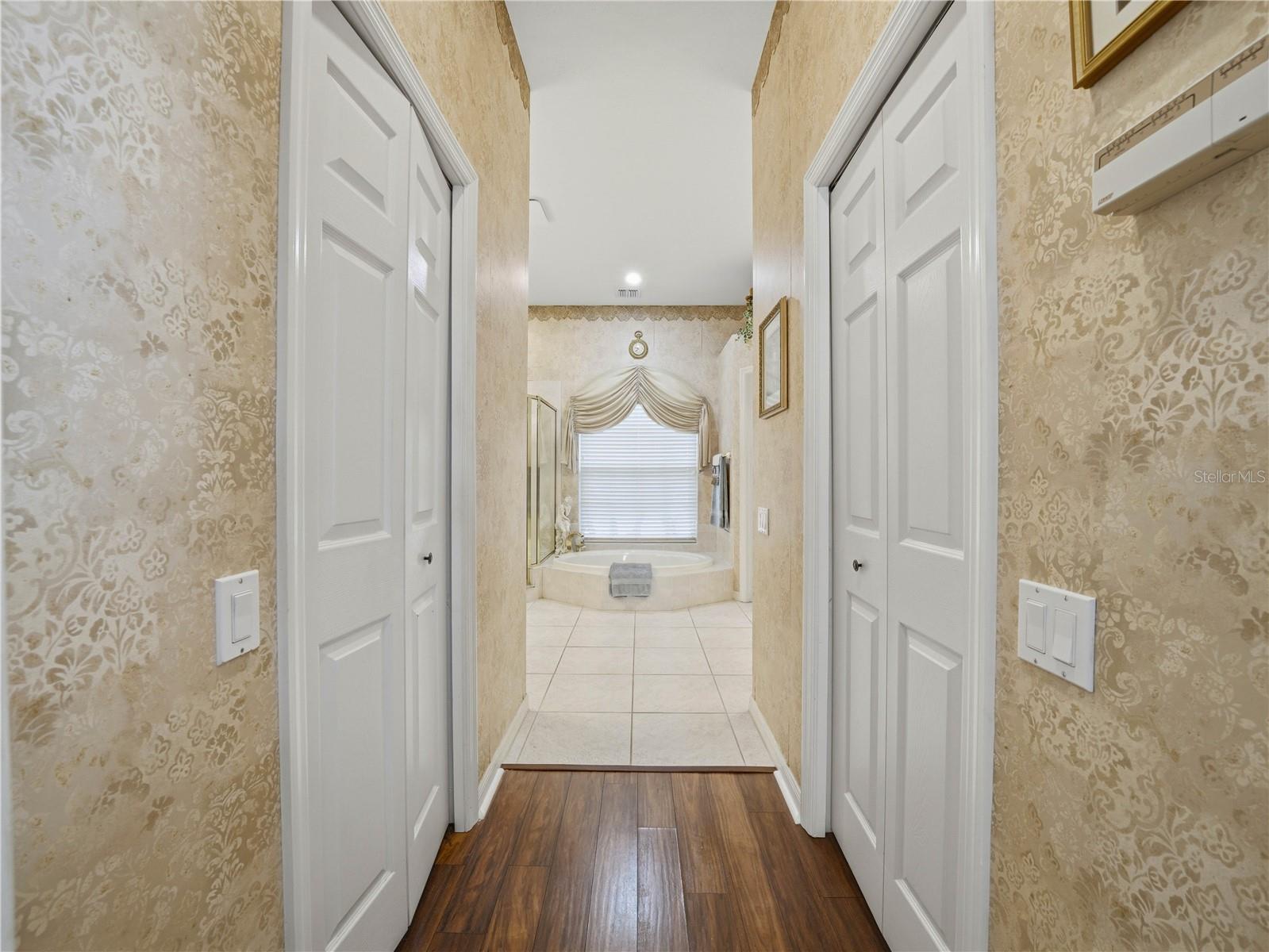 Single Family Residence at 118 W JULIANA WAY, AUBURNDALE, photo 15 of 32
