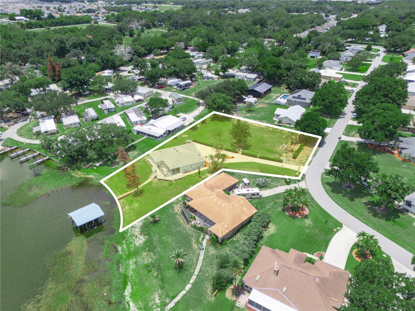 Single Family Residence at 118 W JULIANA WAY, AUBURNDALE, photo 30 of 32