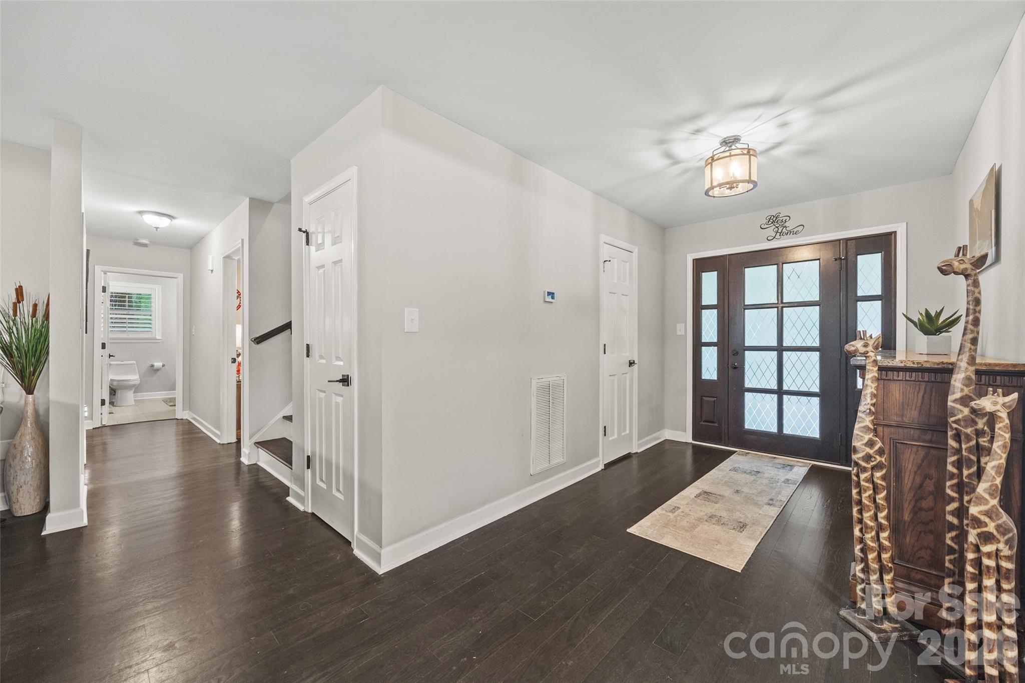 Entry Foyer - 13 Bald Eagle Road, Lake Wylie