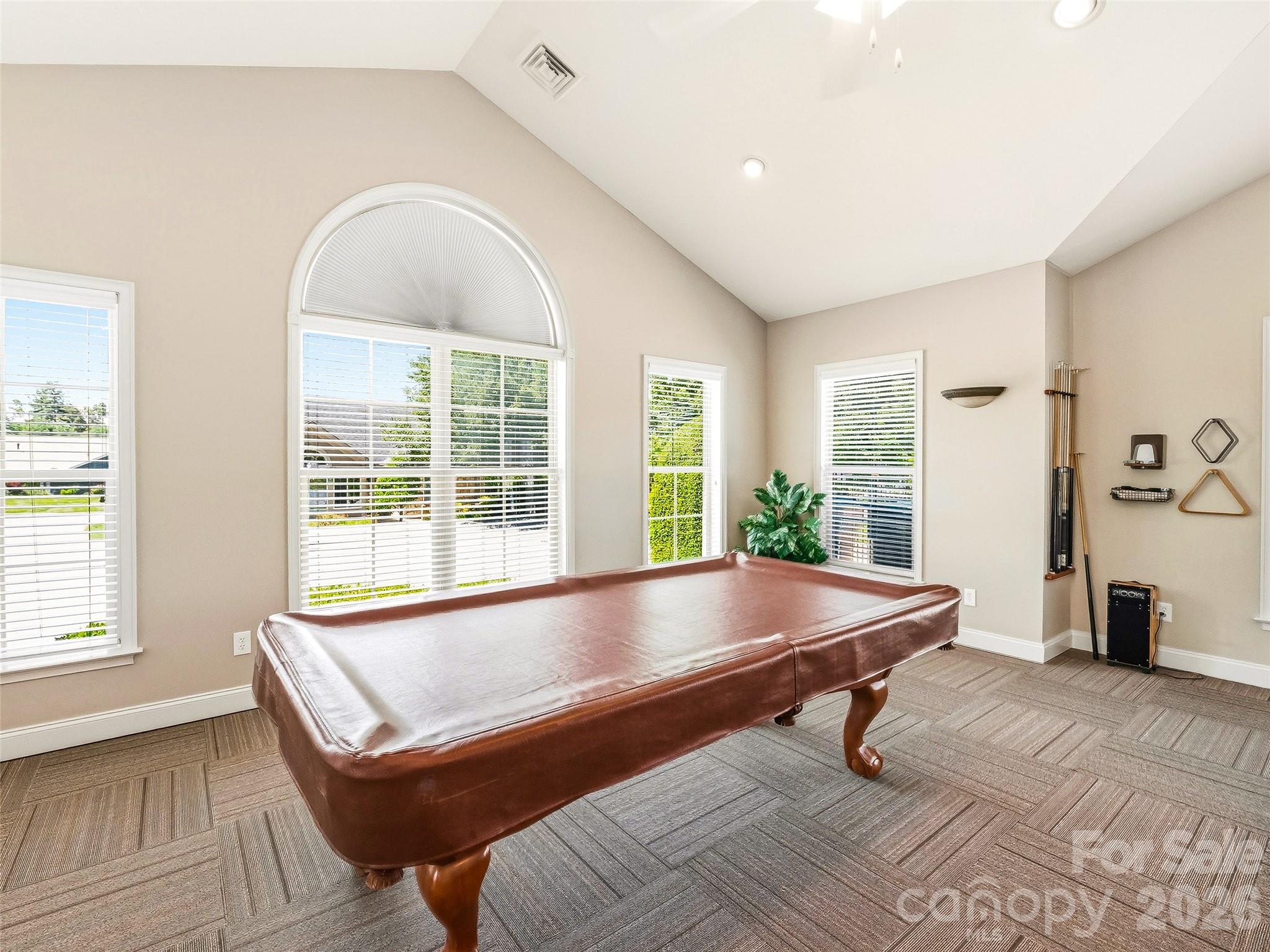 Club House - 39 Braeburn Way, Flat Rock