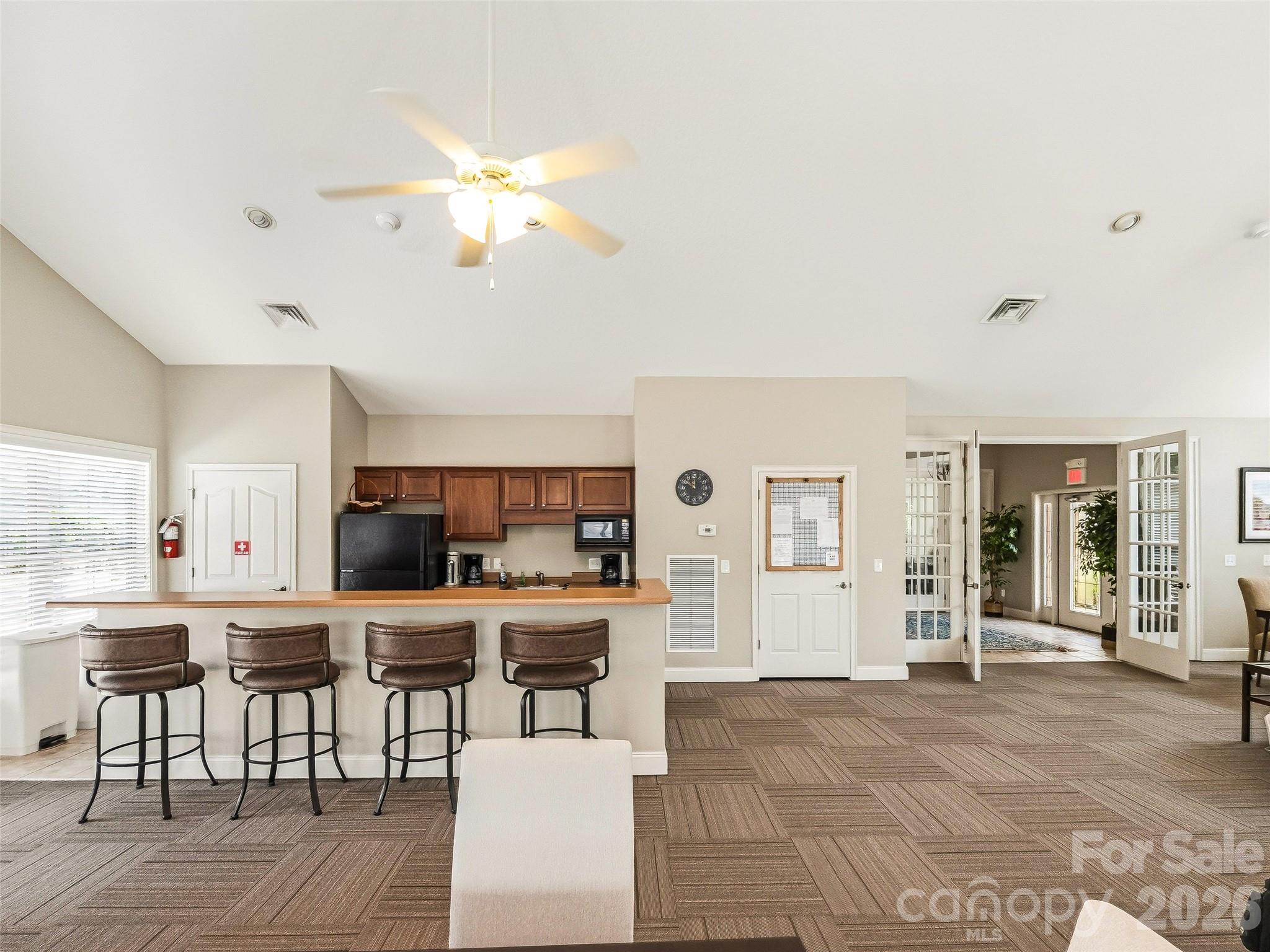 Club House - 39 Braeburn Way, Flat Rock